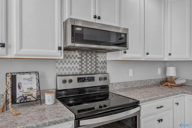 138 Quiet Lane, Hazel Green, AL 35750