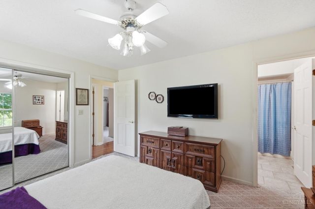 1428 E Social Row Road, Washington Twp, OH 45458