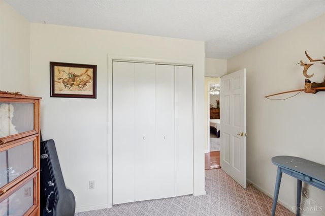 1428 E Social Row Road, Washington Twp, OH 45458