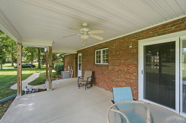 1428 E Social Row Road, Washington Twp, OH 45458
