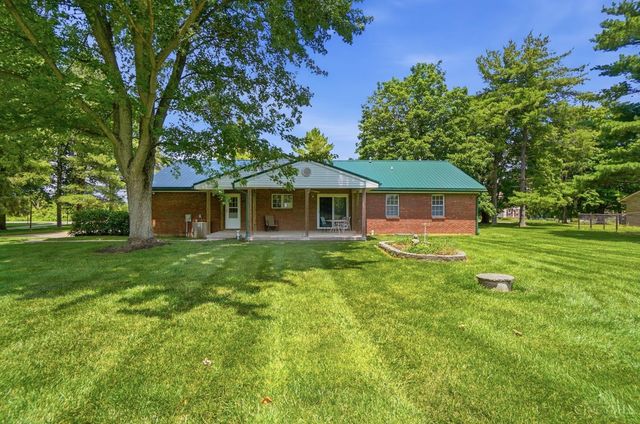 1428 E Social Row Road, Washington Twp, OH 45458