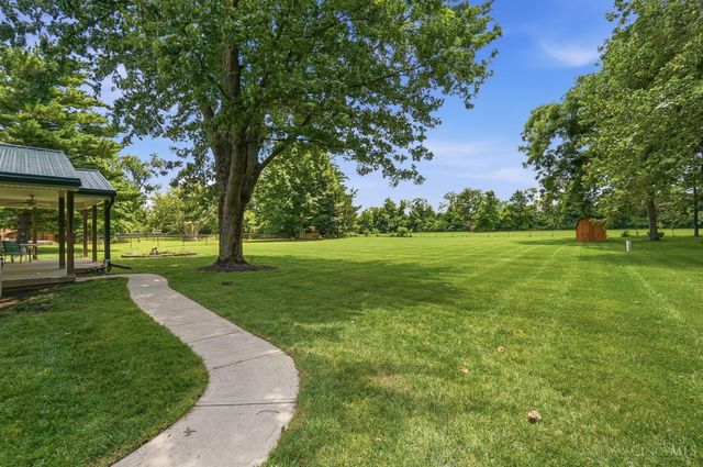 1428 E Social Row Road, Washington Twp, OH 45458