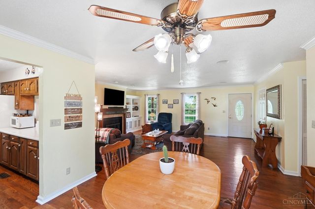 1428 E Social Row Road, Washington Twp, OH 45458