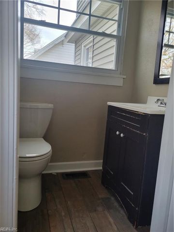 1229 Decatur ST, Chesapeake, VA 23324