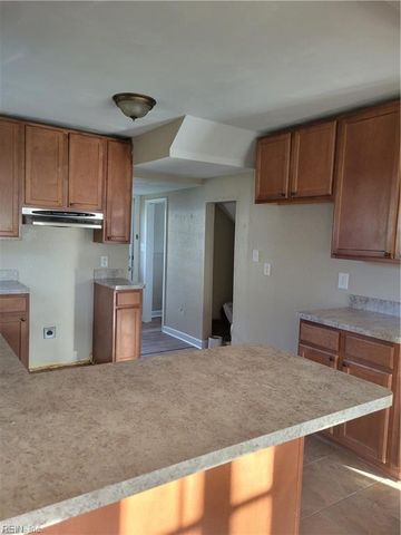 1229 Decatur ST, Chesapeake, VA 23324