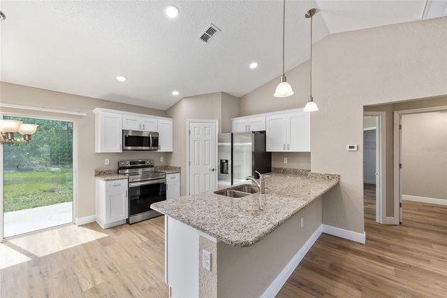 9828 N COUNTRY CLUB WAY, Citrus Springs, FL 34434