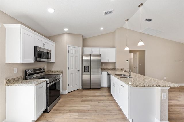 9828 N COUNTRY CLUB WAY, Citrus Springs, FL 34434