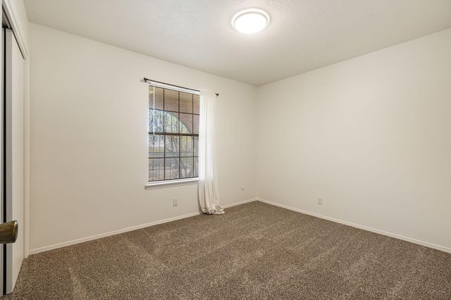 1012 Oro Real NE, Albuquerque, NM 87123