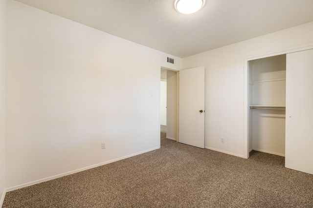 1012 Oro Real NE, Albuquerque, NM 87123