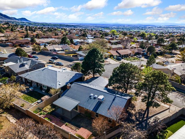 1012 Oro Real NE, Albuquerque, NM 87123