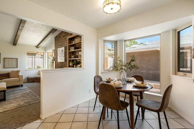 1012 Oro Real NE, Albuquerque, NM 87123