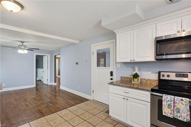 5701 Hawthorne LN, Portsmouth, VA 23703