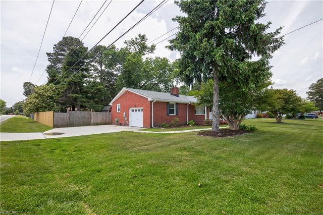 5701 Hawthorne LN, Portsmouth, VA 23703