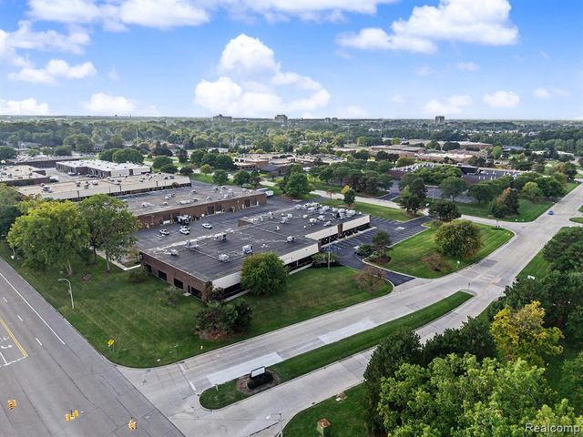 15001 N Commerce Drive, Dearborn, MI 48120