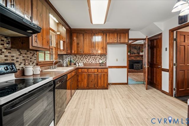 4407 Ketcham Dr, Chesterfield, VA 23832