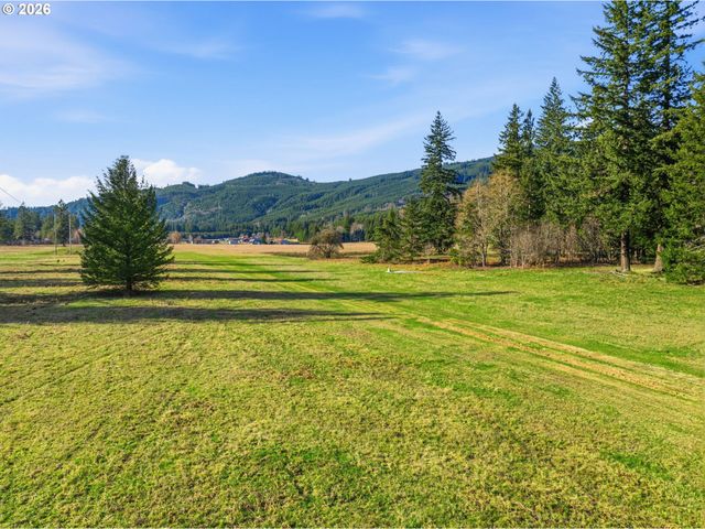 391 Windsock Rd 4, Ariel, WA 98603