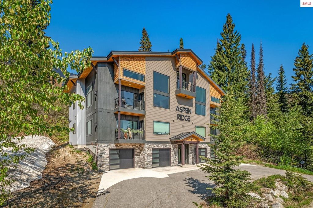 227 Crystal Springs Rd #3, Sandpoint, ID 83864 photo 3