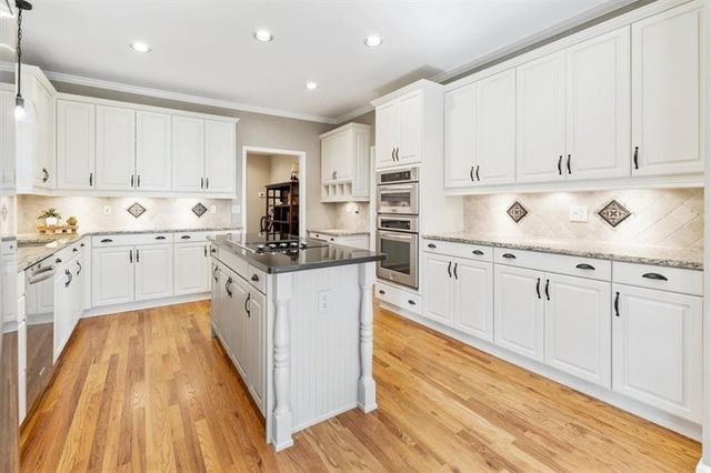 165 Brighton Circle, Alpharetta, GA 30004