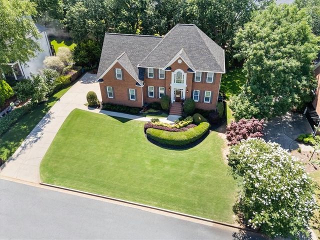 165 Brighton Circle, Alpharetta, GA 30004