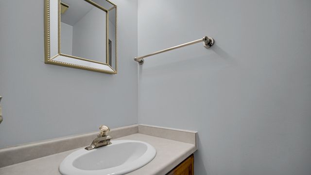 2455 W 61st Place, Merrillville, IN 46410