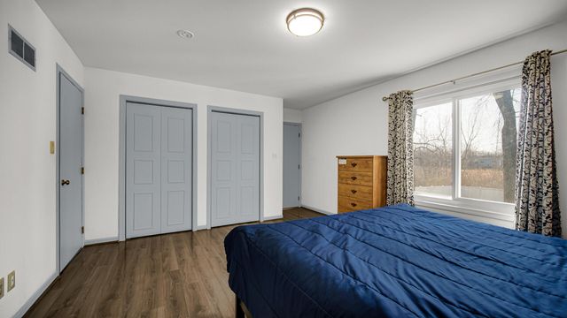 2455 W 61st Place, Merrillville, IN 46410