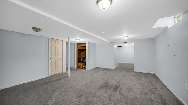 2455 W 61st Place, Merrillville, IN 46410