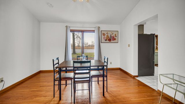 2455 W 61st Place, Merrillville, IN 46410