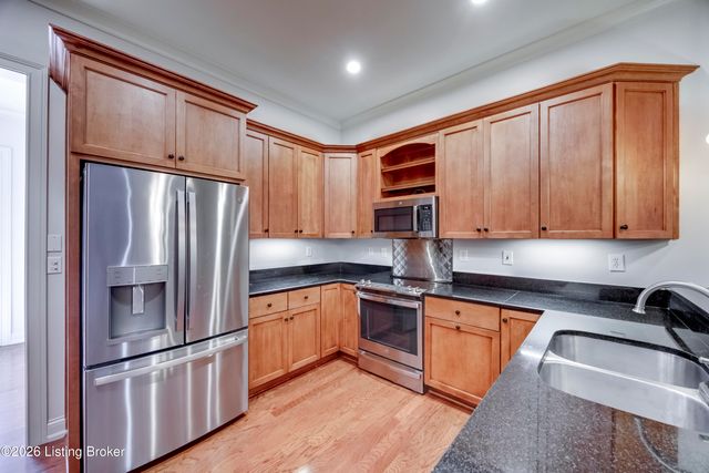 9412 Norton Commons Blvd, Prospect, KY 40059