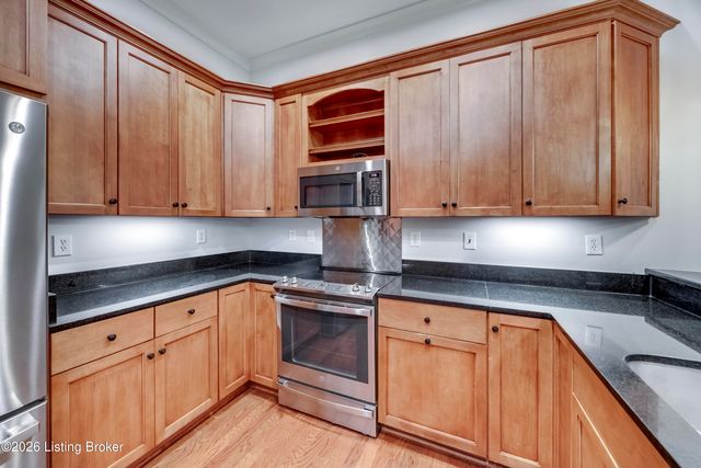 9412 Norton Commons Blvd, Prospect, KY 40059