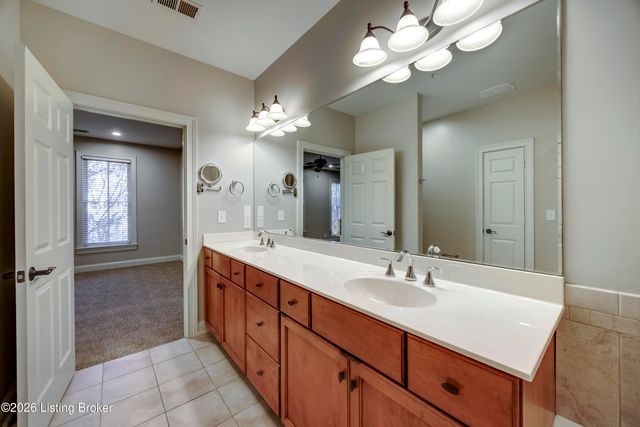 9412 Norton Commons Blvd, Prospect, KY 40059