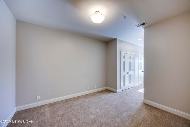 9412 Norton Commons Blvd, Prospect, KY 40059