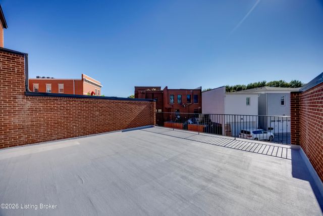 9412 Norton Commons Blvd, Prospect, KY 40059