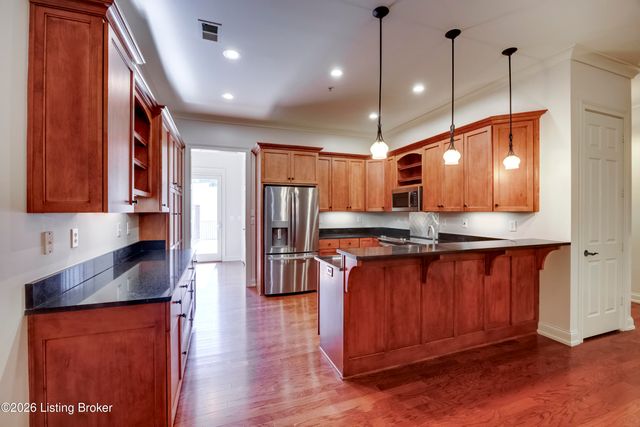 9412 Norton Commons Blvd, Prospect, KY 40059