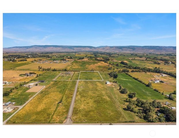 407 Walker Drive, Ellensburg, WA 98926