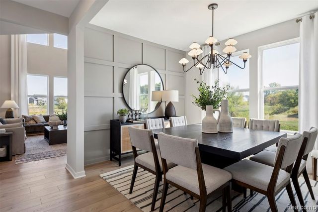 623 Gretchen Lane, Saline, MI 48176