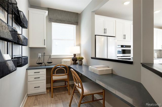 623 Gretchen Lane, Saline, MI 48176