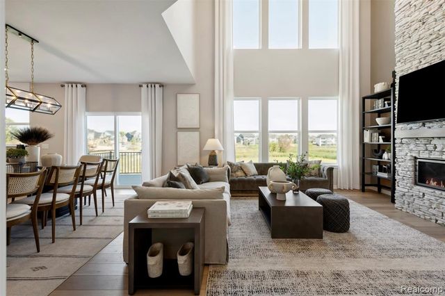 623 Gretchen Lane, Saline, MI 48176