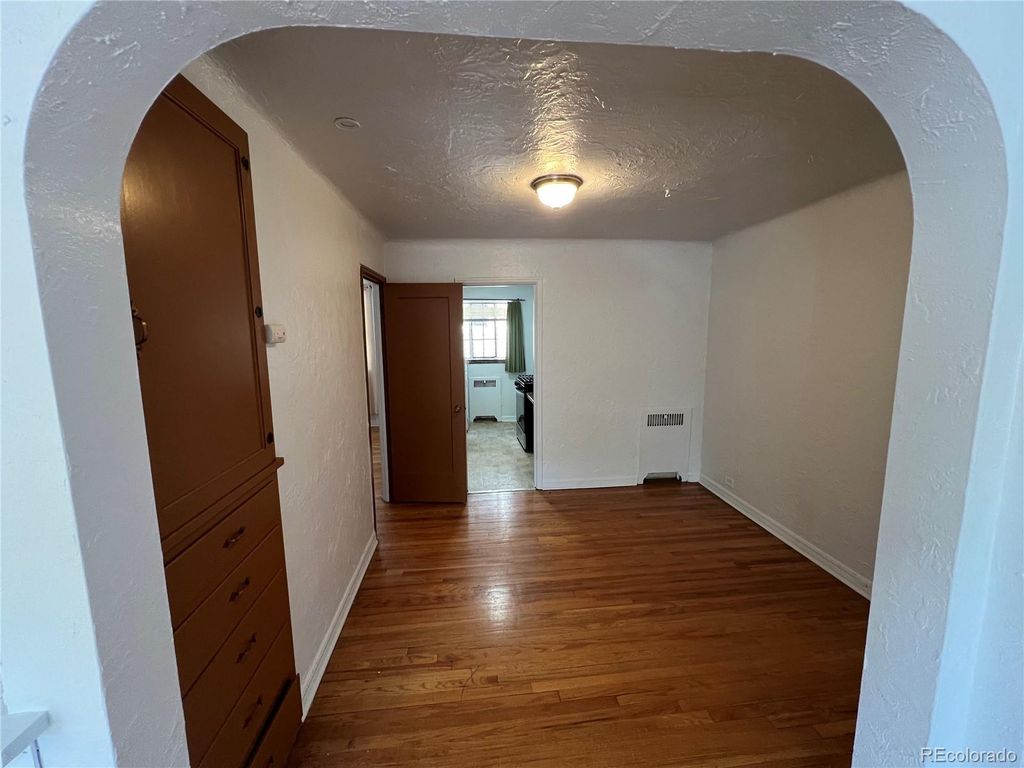 2535 E 14th Avenue 10, Denver, CO 80206