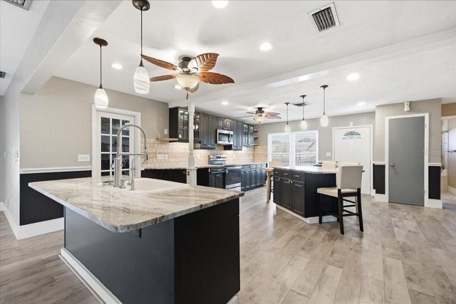 2087 59TH STREET N, Clearwater, FL 33760