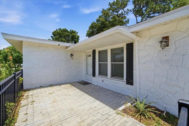 2087 59TH STREET N, Clearwater, FL 33760