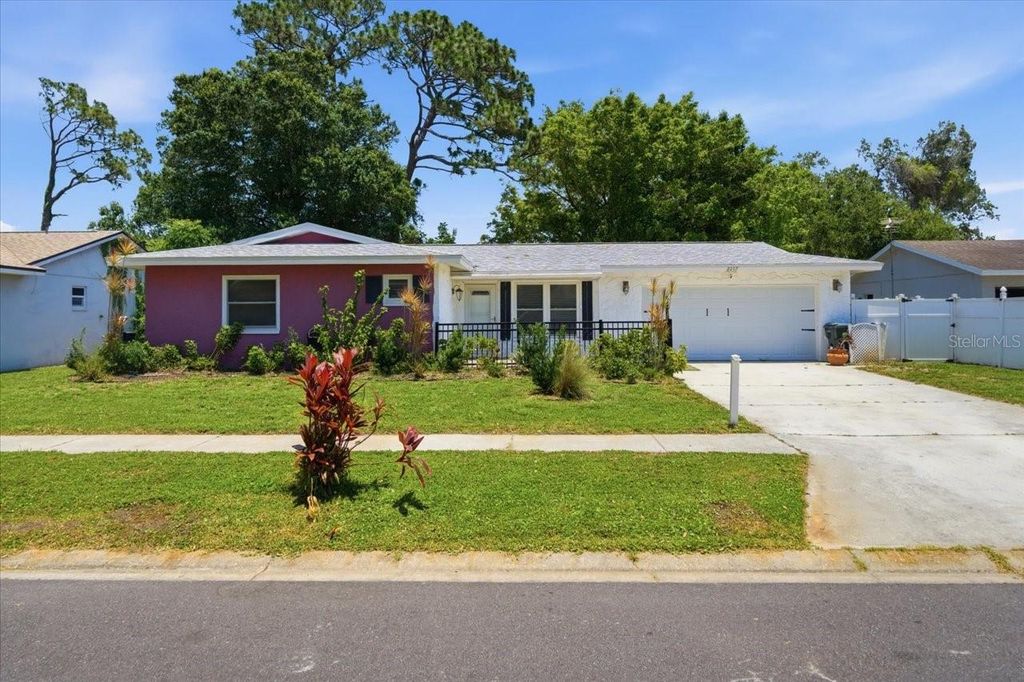 2087 59TH STREET N, Clearwater, FL 33760