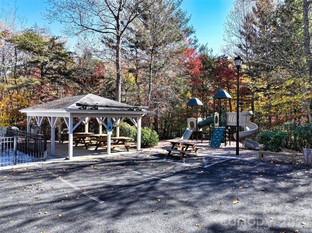 829 Stoney Stream Lane, Arden, NC 28704