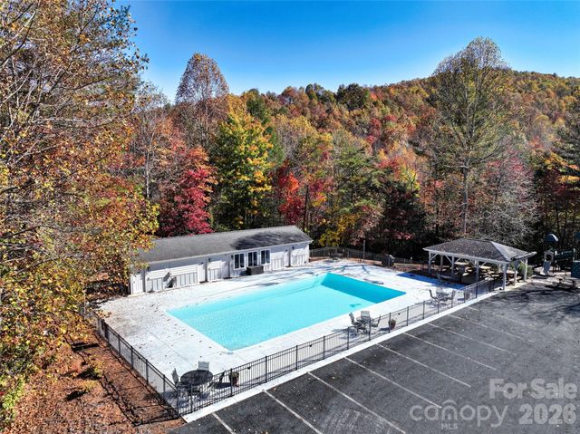 829 Stoney Stream Lane, Arden, NC 28704
