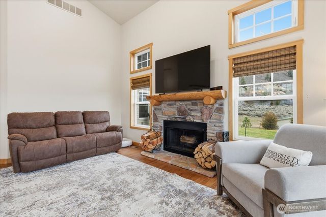 19994 Coulee View Road, Electric City, WA 99123