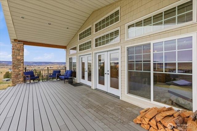 19994 Coulee View Road, Electric City, WA 99123