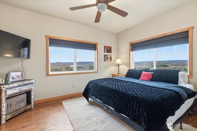 19994 Coulee View Road, Electric City, WA 99123