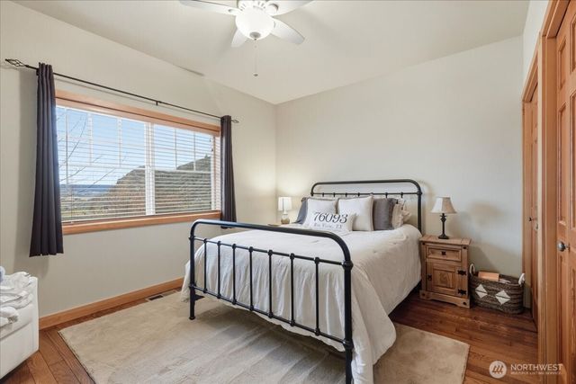 19994 Coulee View Road, Electric City, WA 99123