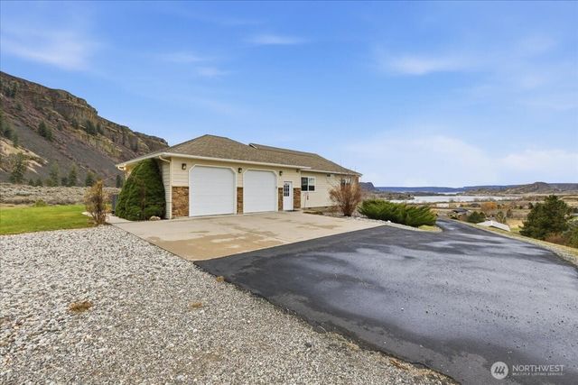 19994 Coulee View Road, Electric City, WA 99123