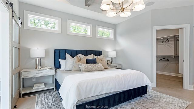 4052 Lakeside Club Drive, College Station, TX 77845