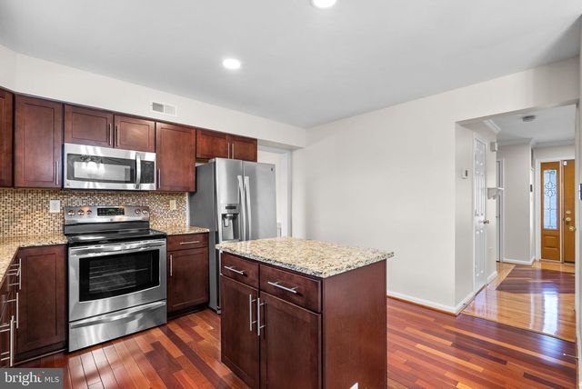 8308 FOUNDERS TER, Fort Washington, MD 20744